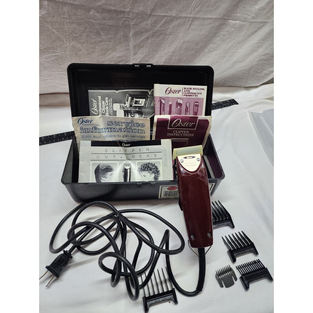 Oster Clippers Groomers with papers and 4 guards b37